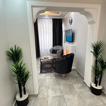 Oeztatli Apartment Istanbul