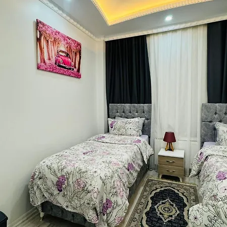Oeztatli Apartment