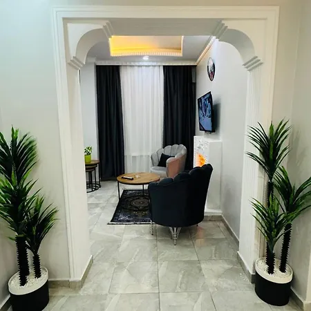 Oeztatli Apartment