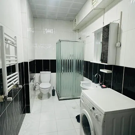 Oeztatli Apartamento